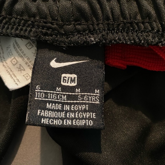 Lightweight Nike pants - Picture 4 of 5